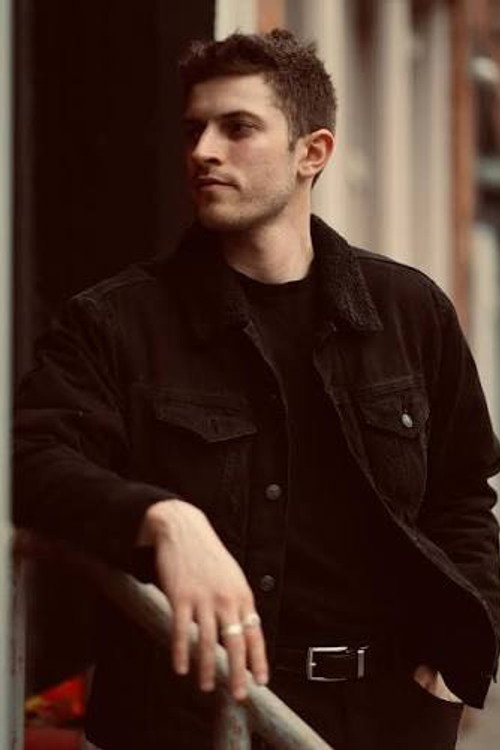 Steven Rodriguez - صورة 1
