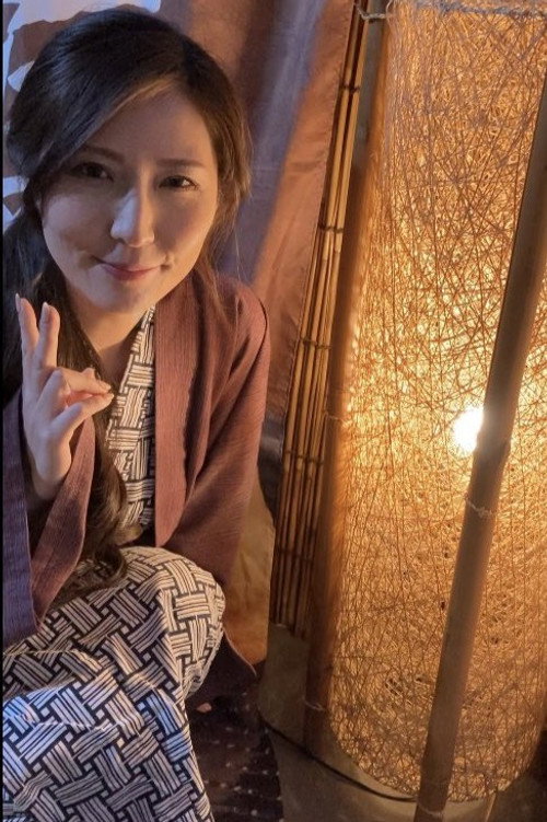Yuna Shiina Photo