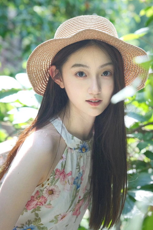 Jin Tianruyi photo 11