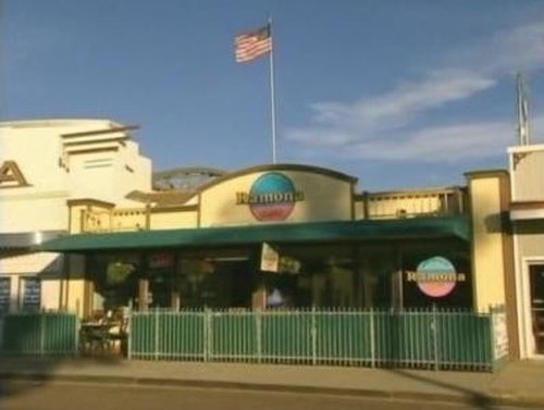 Escena del episodio 1 de la temporada 2 de la serie Diners, Drive-Ins and Dives