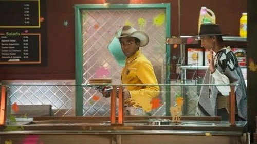 Community S02E24 — For a Few Paintballs More (2) episode still
