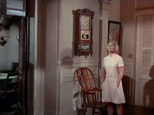 Escena del episodio 25 de la temporada 1 de The Ghost & Mrs. Muir