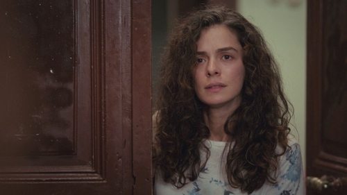 Escena del episodio 5 de la temporada 3 de la serie Mujer