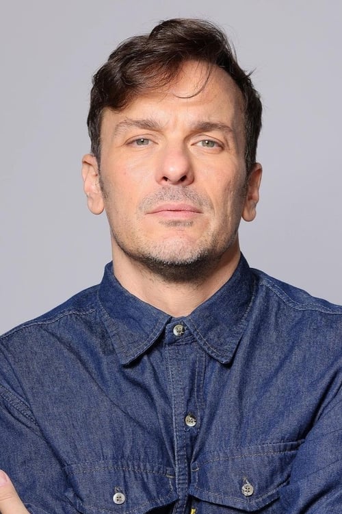 Kép: Rodrigo Pedreira színész profilképe
