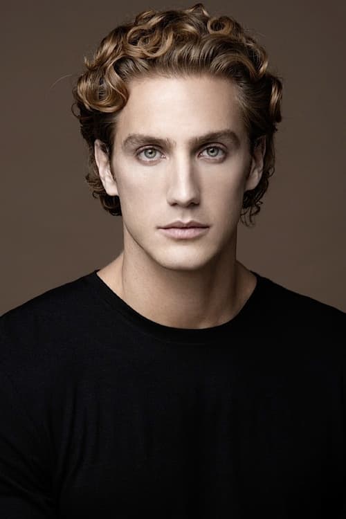 Kép: Eugenio Siller színész profilképe