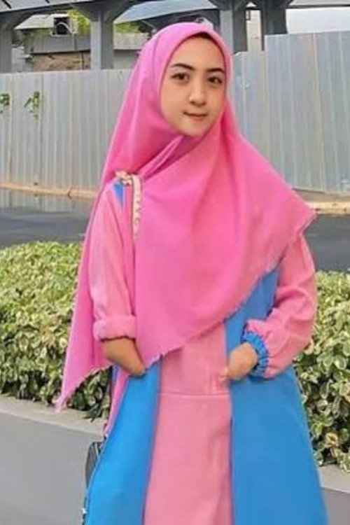 Niatus Sholihah