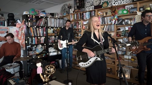 Poster della serie NPR Tiny Desk Concerts