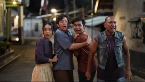 Sebelum Dijemput Nenek — still 19