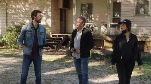 NCIS: New Orleans S07E05 — Operation Drano, Part I episode still