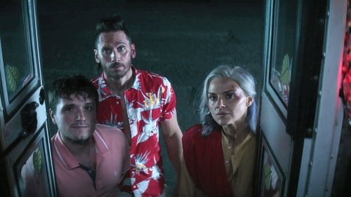 Escena del episodio 8 de la temporada 3 de la serie Future Man