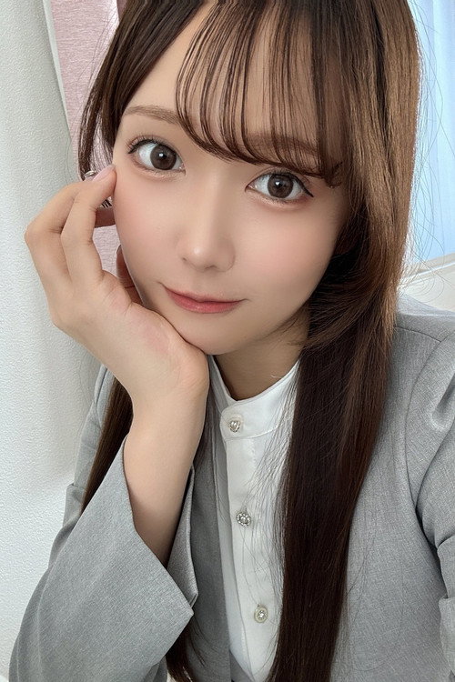 碓井せりな Photo