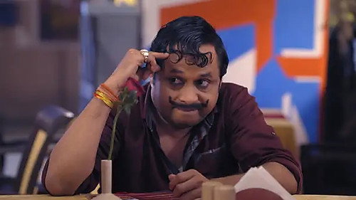 Laila, the theif - Happu Ki Ultan Paltan