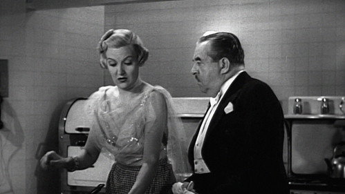 Fifth Avenue Girl — still 14