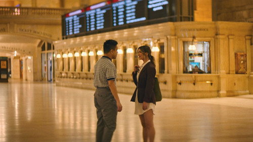 Meet Cute in Manhattan — still 9