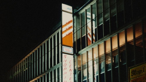 Stop. Rehearsal Rooms for a Historical Materialism