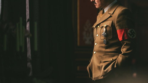 Wie kam Hitler an die Macht? - Season 1 Backdrop Blur