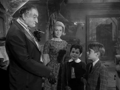 The Munsters: 1×25