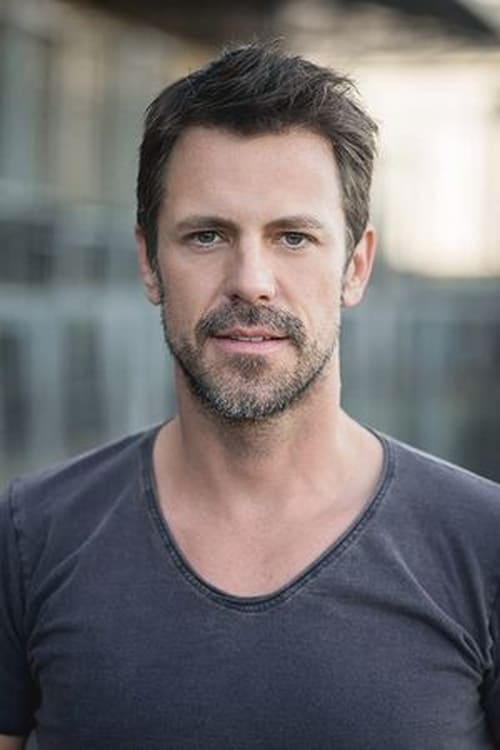 Kép: Colin Moss színész profilképe