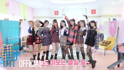 TWICE TV “GMA3: What You Need to Know” Behind the Scenes still