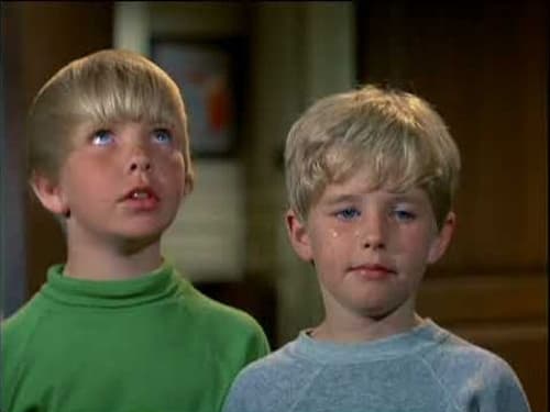 Escena del episodio 3 de la temporada 2 de The Ghost & Mrs. Muir