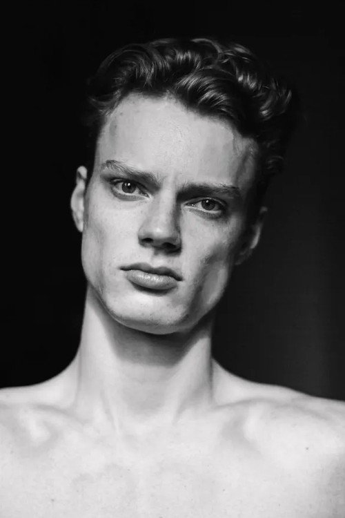 Luis Flügel - صورة 1