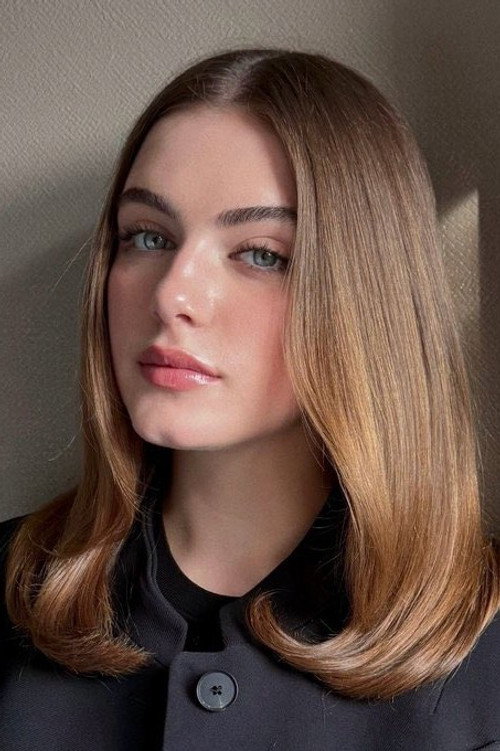 Ella Bright photo 3