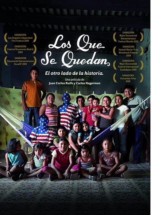 Story about nostalgia, identity and memory, but above all, it has to do with love and dreams. It is an intimate journey about what happens with those who have relatives who have left for the United States in search of a better life, in an exploration of the consequences of migration.