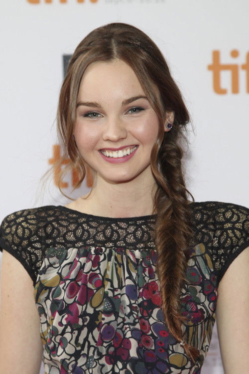 Kép: Liana Liberato színész profilképe