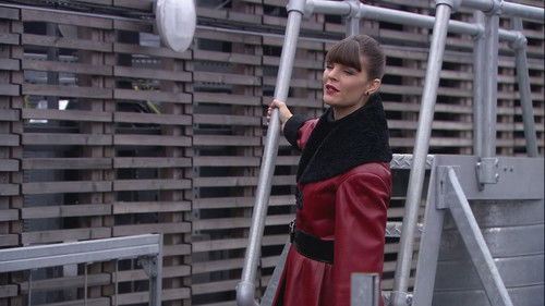 Poster della serie M.I. High