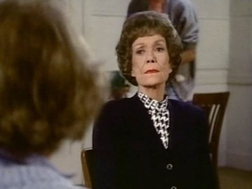 Escena del episodio 20 de la temporada 8 de la serie Falcon Crest