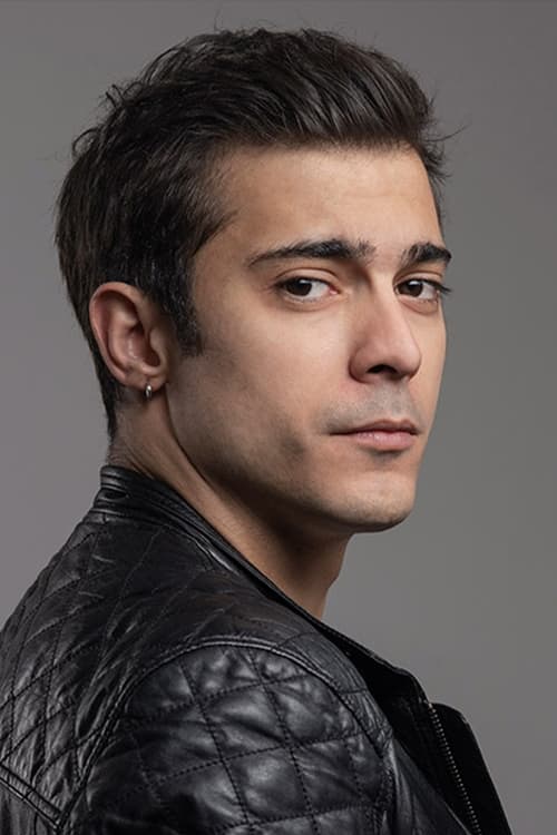 Kép: Doğaç Yıldız színész profilképe