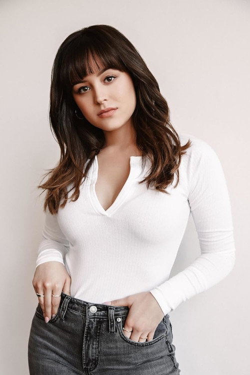 Kép: Hayley Orrantia színész profilképe