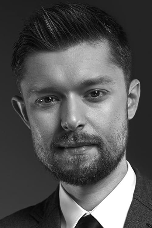 Kép: Remigiusz Mróz színész profilképe