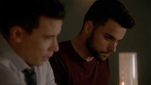 Como defender um assassino: 2×13