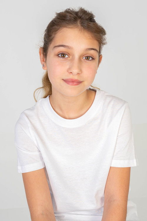 Zöe Millán interpretando a Lucía