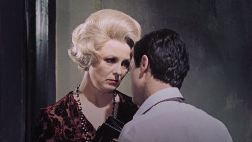 Escena 3 de Театр