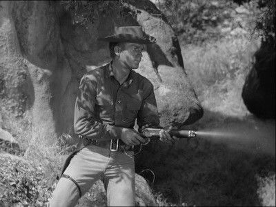 Escena del episodio 5 de la temporada 1 de Randall, el justiciero