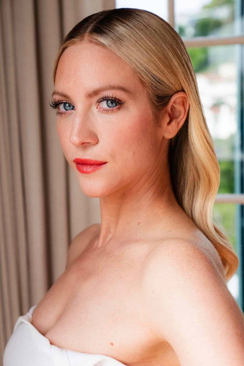 Brittany Snow photo 9