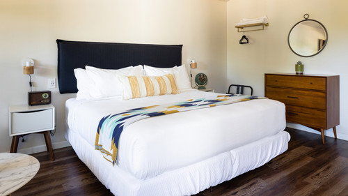 Joie Inn