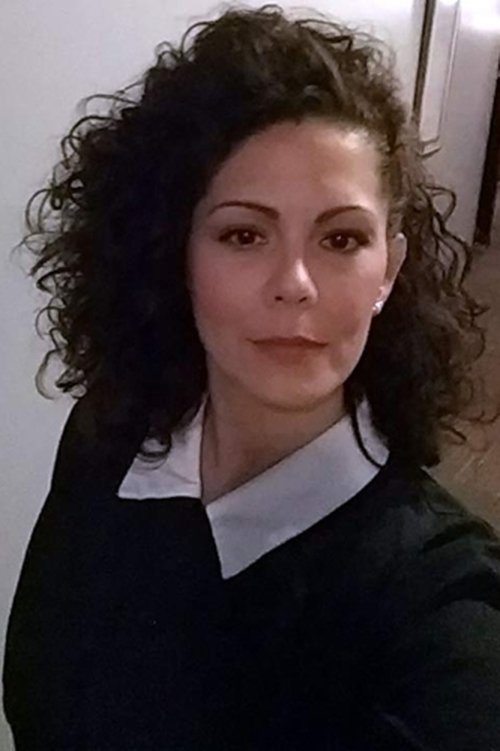 Feet of Perla Middleton