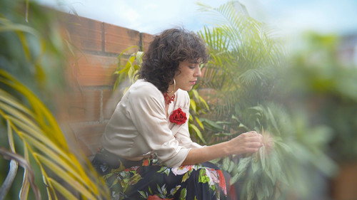 Lavanderas Backdrop Blur