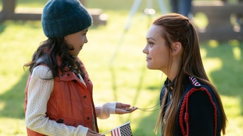 Escena del episodio 2 de la temporada 1 de Motherland: Fort Salem