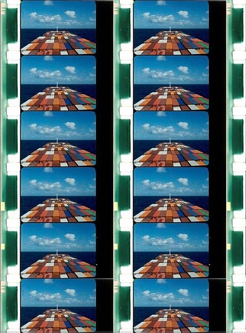 Assistir At Sea Online