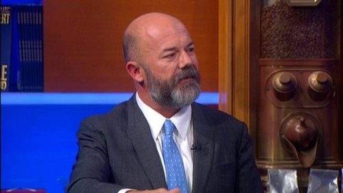 Escena del episodio 18 de la temporada 11 de la serie The Colbert Report