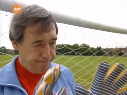 Escena del episodio 7 de la temporada 2 de la serie Renford Rejects