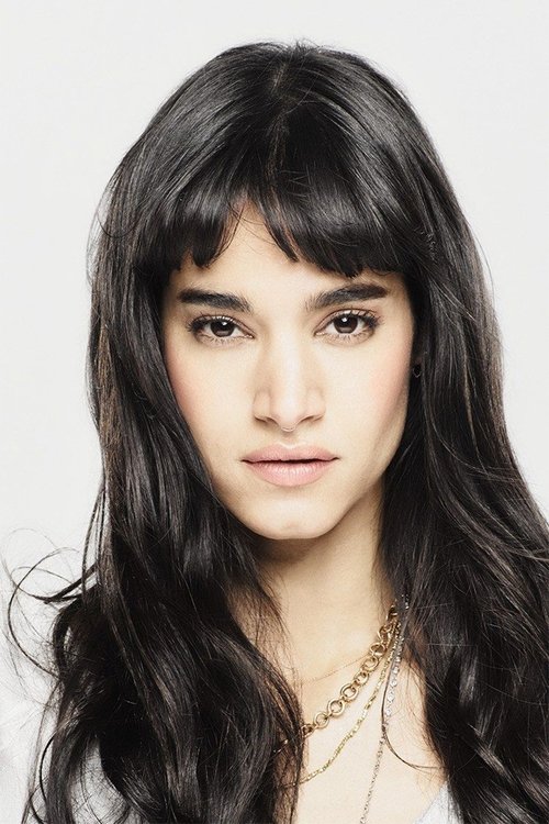 Kép: Sofia Boutella színész profilképe