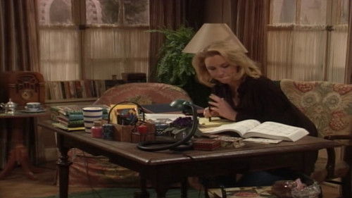 Escena del episodio 17 de la temporada 4 de Grace Under Fire