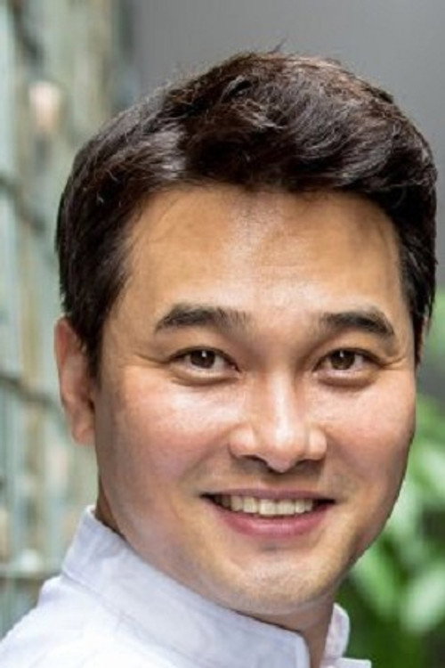 Edward Young-min Kwon
