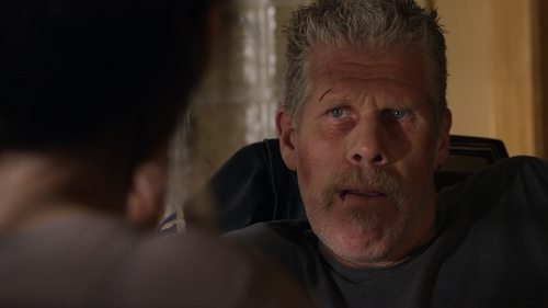 Escena del episodio 8 de la temporada 2 de la serie Hijos de la anarquía