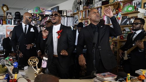 Poster della serie NPR Tiny Desk Concerts